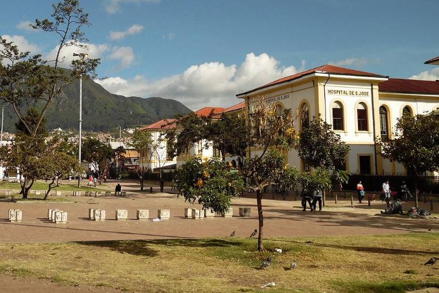 Edificio del Hospital San José en Bogotá
